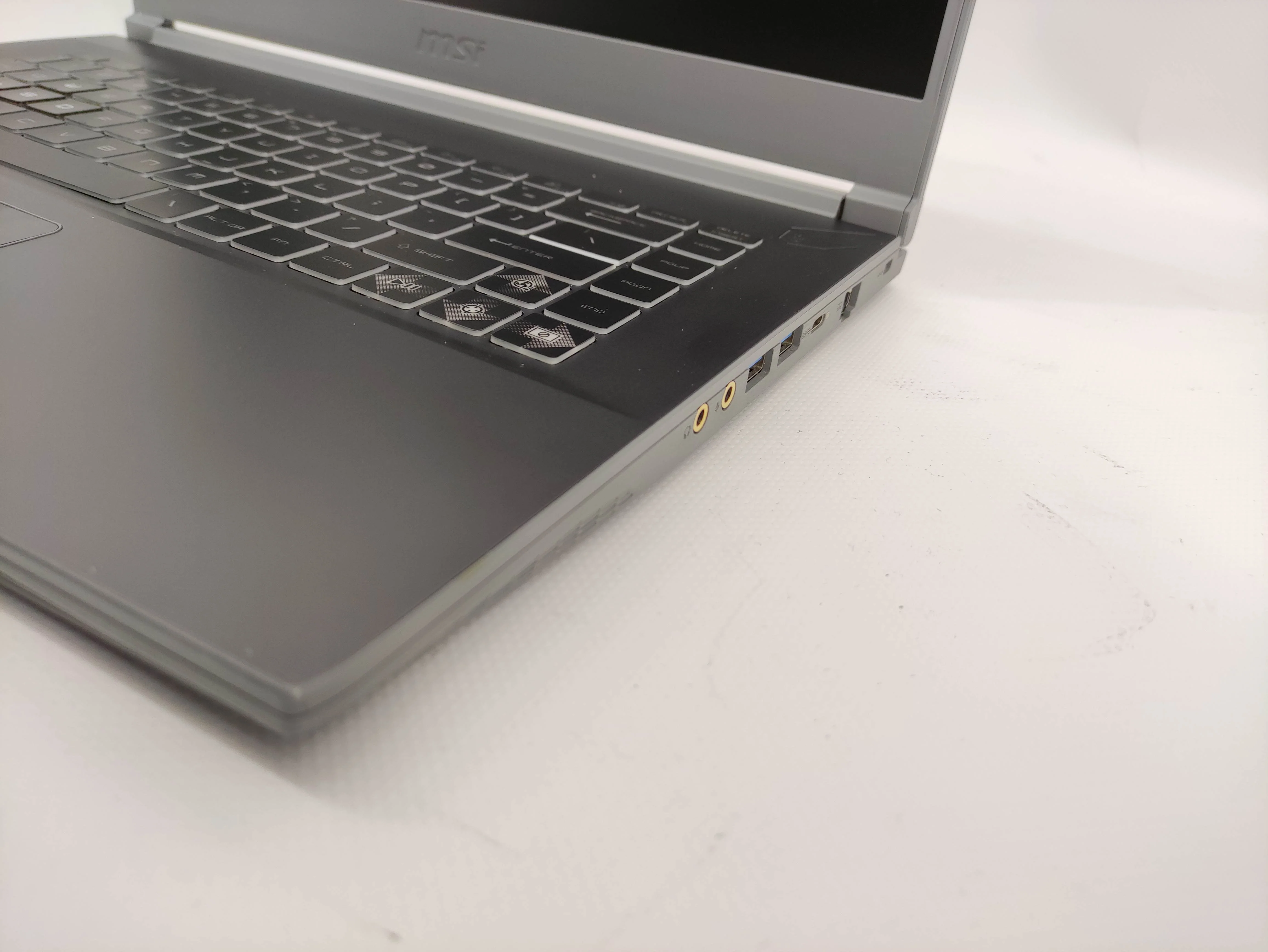 Thin 15 B12UCX-1257NL - Refurbished - Image 7